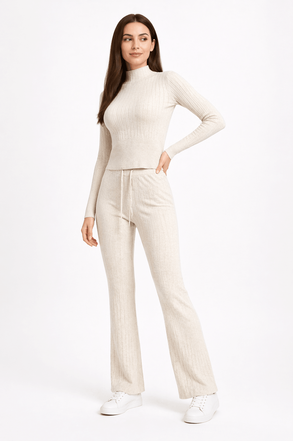 CONJUNTO CASUAL DE HILO CREMA (BLANCO HUESO)