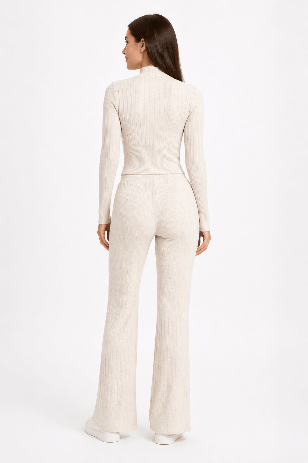CONJUNTO CASUAL DE HILO CREMA (BLANCO HUESO)